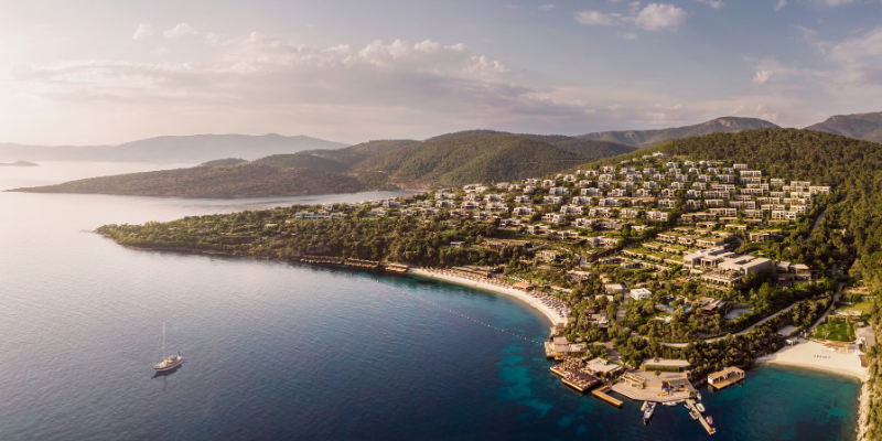 Louis Vuitton pool bar opens at Mandarin Oriental, Bodrum - Travel